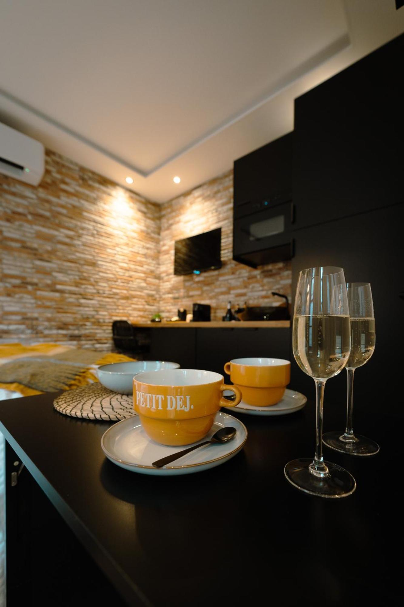 Le Pelerin Apartment Mons Exterior photo